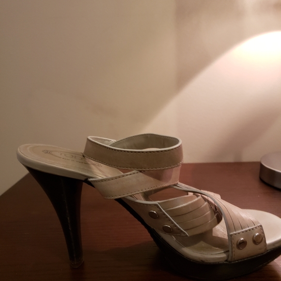 Tods taupe leather sandals - Picture 3 of 4